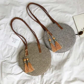 

Women Wild messenger Crossbody Bags Simple Shoulder Bag Fashion Fringe HandBag One-shoulder small round bag single shoulde