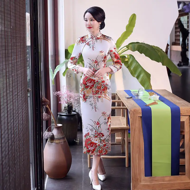 Повседневное для женщин, из искусственного шелка в китайском стиле платья в китайском стиле Ципао Винтаж вечернее платье Ципао с коротким рукавом длинное официальное вечернее платье Vestidos классический - Цвет: Color 4