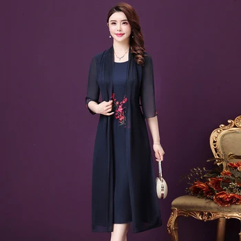 

2020 Summer Middle Aged Mother Two Piece Suit Dress Embroidered Casual Floral Plus Size 5xl Ladies Dresses Fashionable