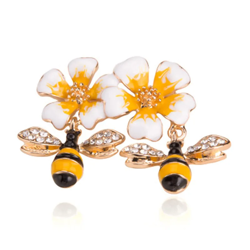 

FIAZIA Collection Enamel Pins Cartoon Animals Brooches Bee Flowers Lapel Pin Custom Badges Gift for Kids Girl