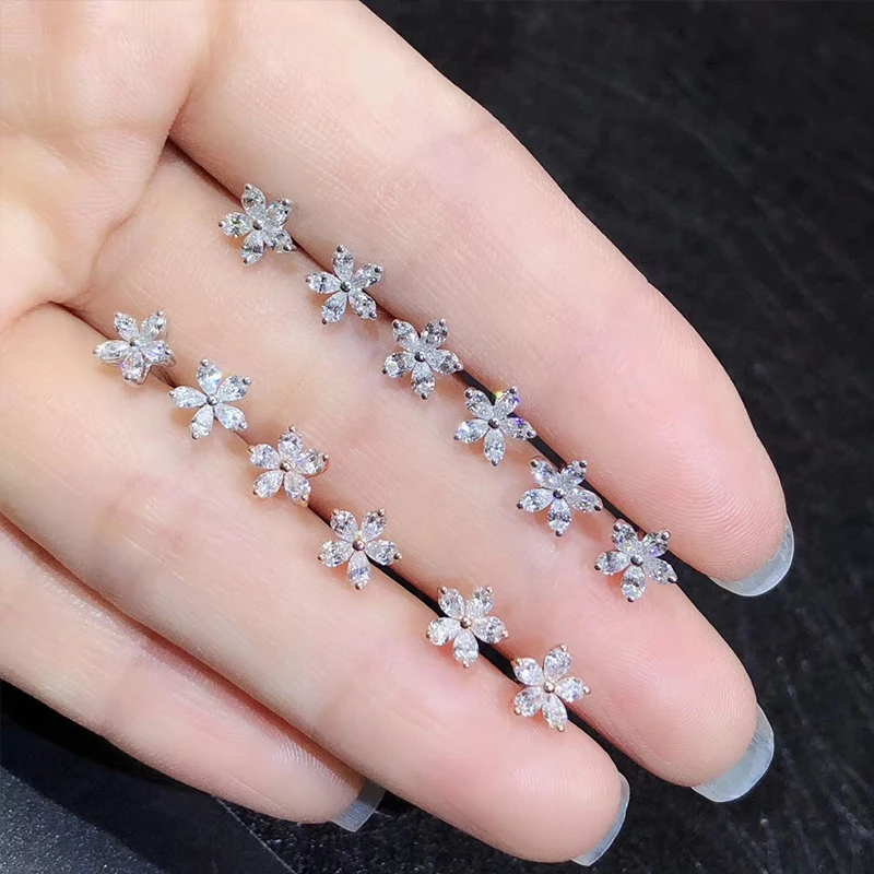 Aazuo 18K Белое Золото Настоящее Изумрудное кольцо и круглые алмазные волнистые серьги крюк для женщин для свадьбы, помолвки Au750