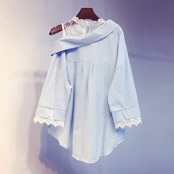 

[EWQ] 2020 Spring Summer New Arrivals Turn Down Collar Full Short Striped Pattern Lace Patchwork Women Casual Trend Shirt AY155