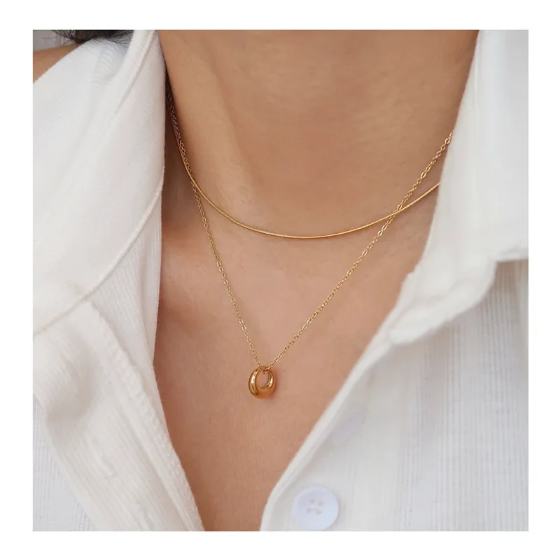 

YIKUF88 Women Necklace Circle Pendant Chain Titanium Steel Snake Bone Chain Clavicle Chain Stack 18K Gold Snake Chain