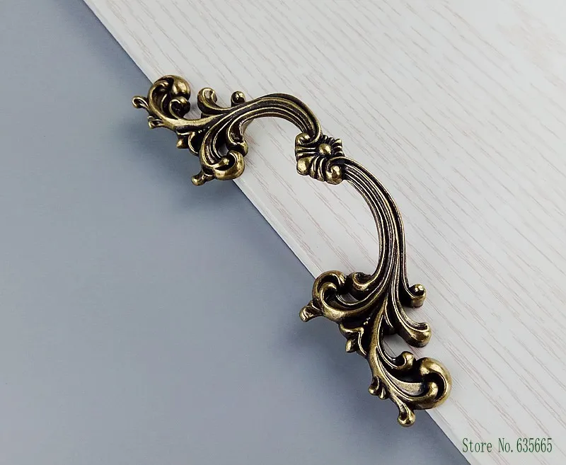 Antique Bronze Classic Furniture Hardware Handle Kitchen Cabinets Sliding Door Drawer Wardrobe Cupboard Dresser Handle Pull Knob
