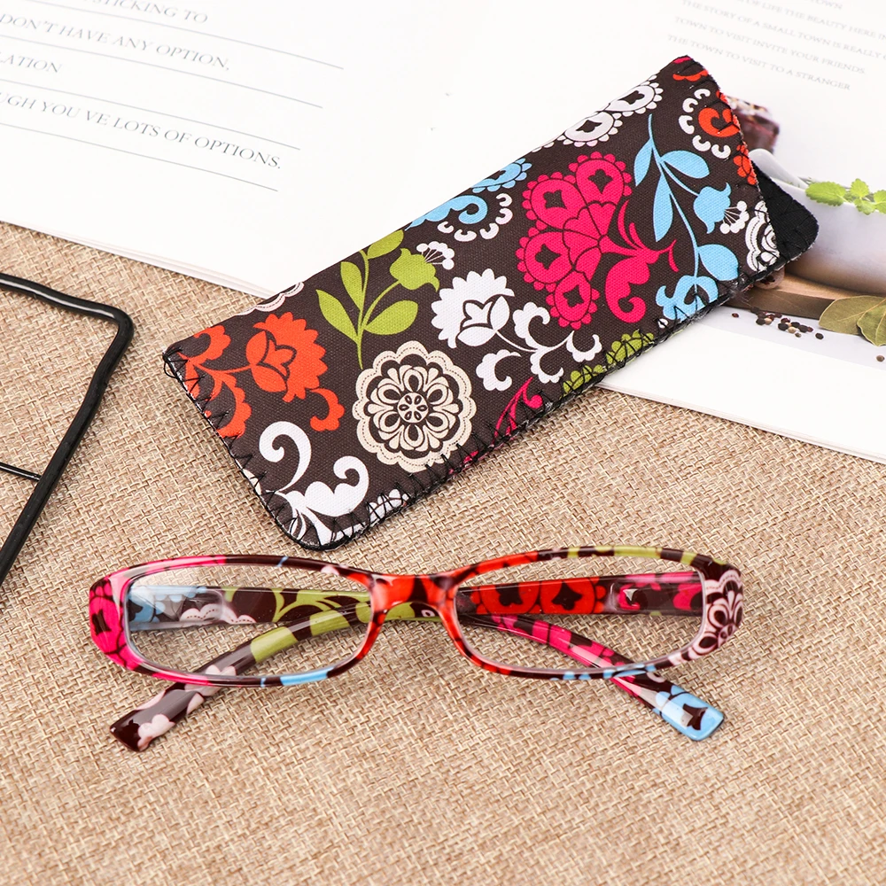 New Fashion Women Reading Glasses Matching Pouch Ultra Light Resin Print Flower Magnifying Eyeglasses Vision Care 1PC