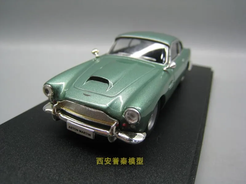 Aston Martin DB4 Coupe Light Green Metallic 1:43 Scale Die-cast Model Toy Car 
