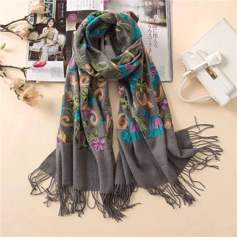 Большой женский вышитый цветок кашемировый шарф Пашмина зима толстые и теплые тонкие кисточки длинный шарф шаль для путешествий шарфы