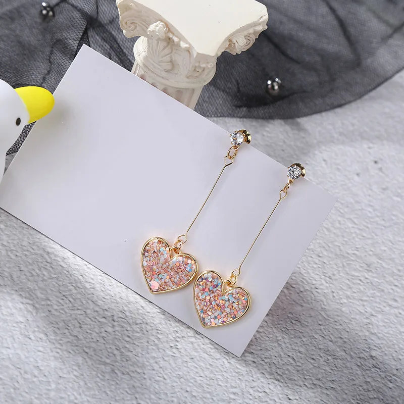 

2019 Fashion Hot New Earrings Fresh And Simple Love Net Red Temperament Crystal Woman Long Earrings Wholesale Hip Hop Earrings
