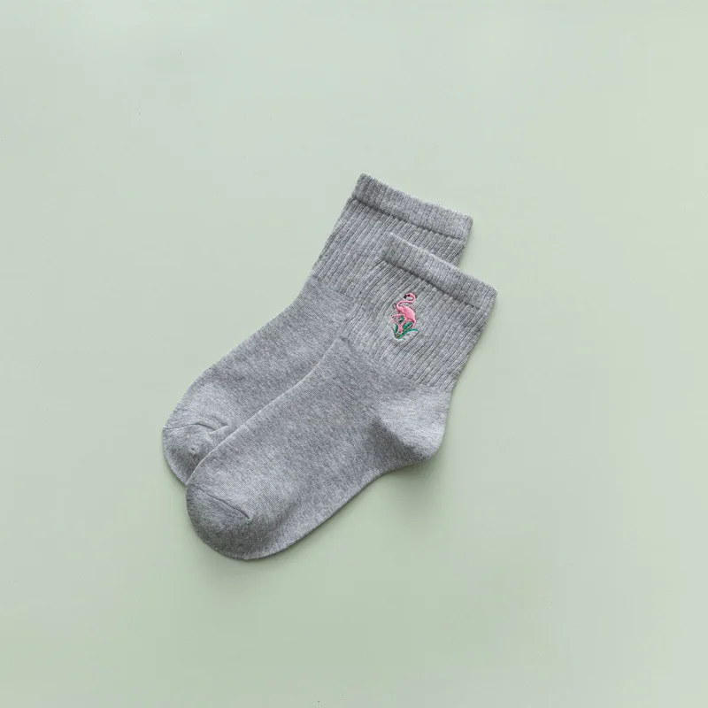 light gray Зимние женские носки, носки с вышитыми рисунками животных, фламинго, милые повседневные теплые хлопковые носки для девочек в духе колледжа - Цвет: light gray