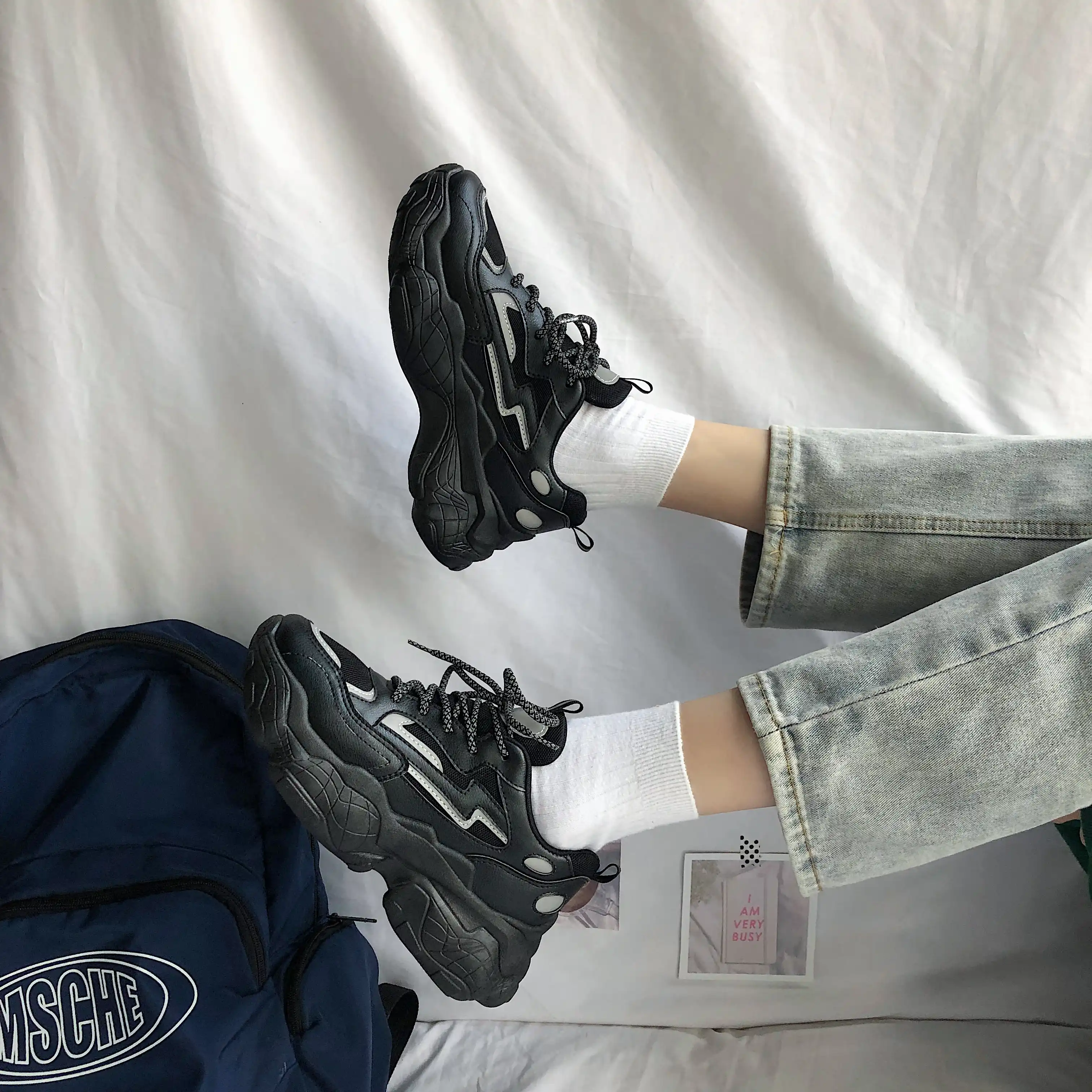 秋スニーカー女性分厚いハイヒールウェッジプラットフォーム女性カジュアルシューズ蛍光女性お父さん靴反射夜間 レディースヴァルカナイズシューズ Aliexpress