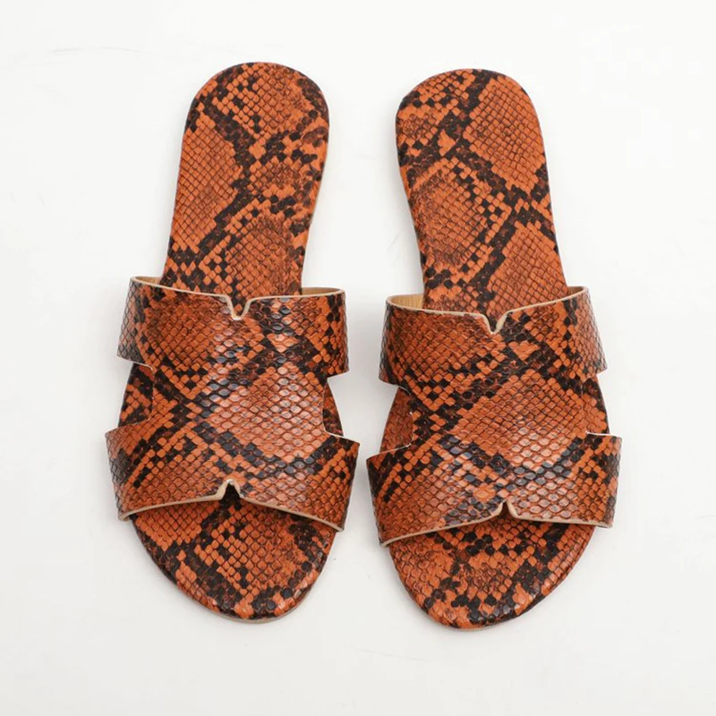 

2020 Summer New Large Women's Shoes European And American Fashion Snake Pattern Flat Sole To Women's Slippers
