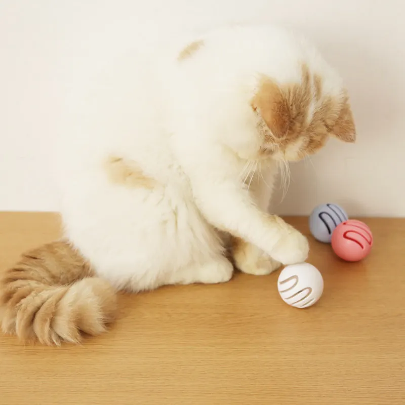 Шарик для котов три загруженные светящиеся вокальный шар catnip игрушка для домашней кошки колокольчик