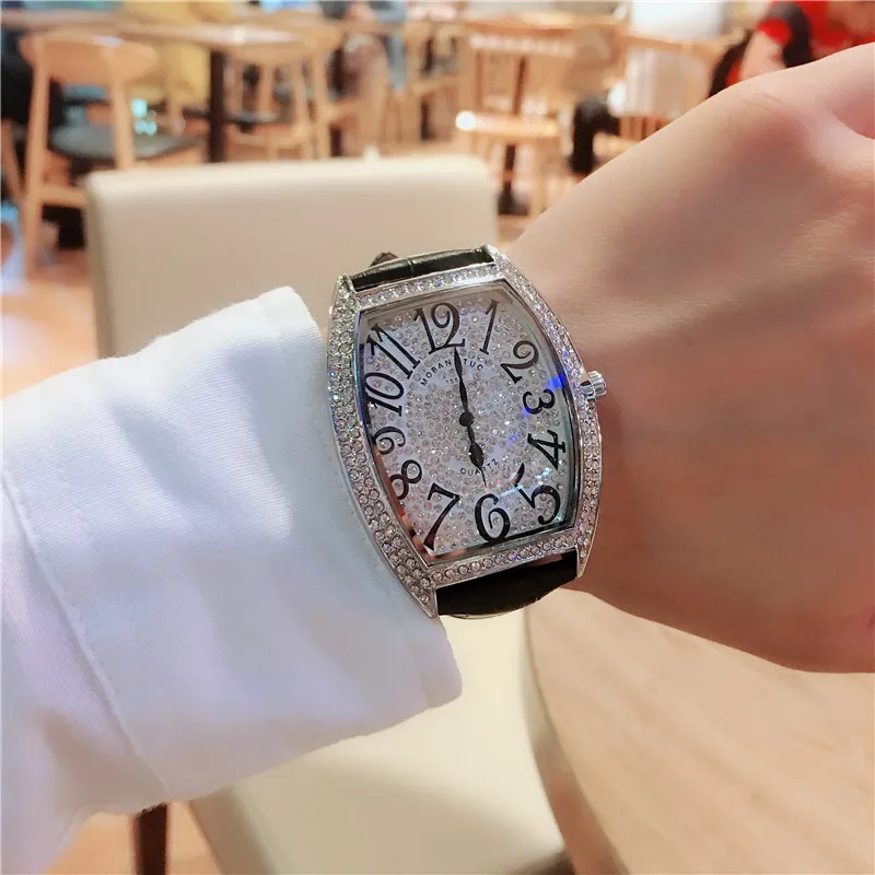 2019 New Hot Selling Couple Watch Wine Barrel Shape FM Full Star Watch Full Diamond Waterproof 3