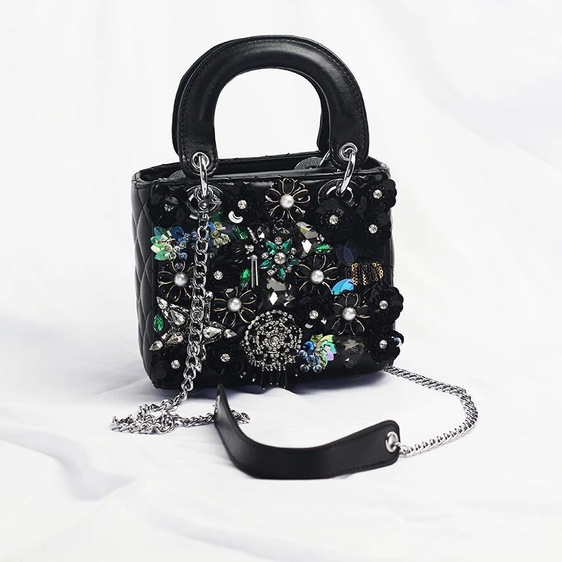 Goedkoop Vrouwen Crystal Totes Luxe Vrouwen Schouder Messenger Bags Punk Handtas Bridal Bloemen Wedding Rhinestone Purse Avondfeest Zakken