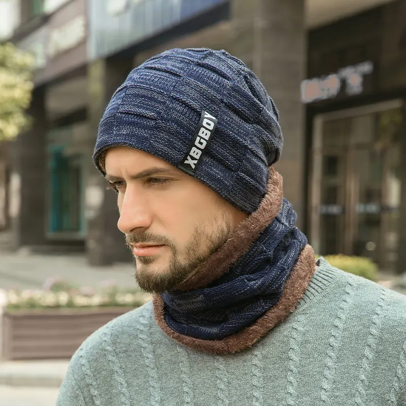 lined slouchy beanie