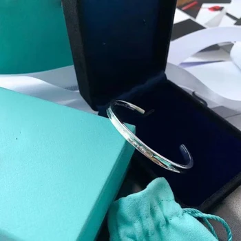 

Classic bracelet s925 sterling silver logo bracelet fashion simple hot selling wholesale jewelry boutique women free shipping