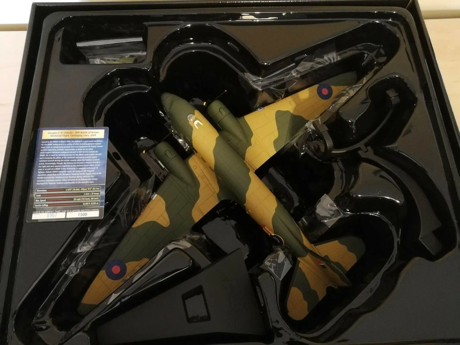 Корги C-47 Skytrain RAF267 эскадрилья Северная Африка 1/72 литье под давлением модель самолета