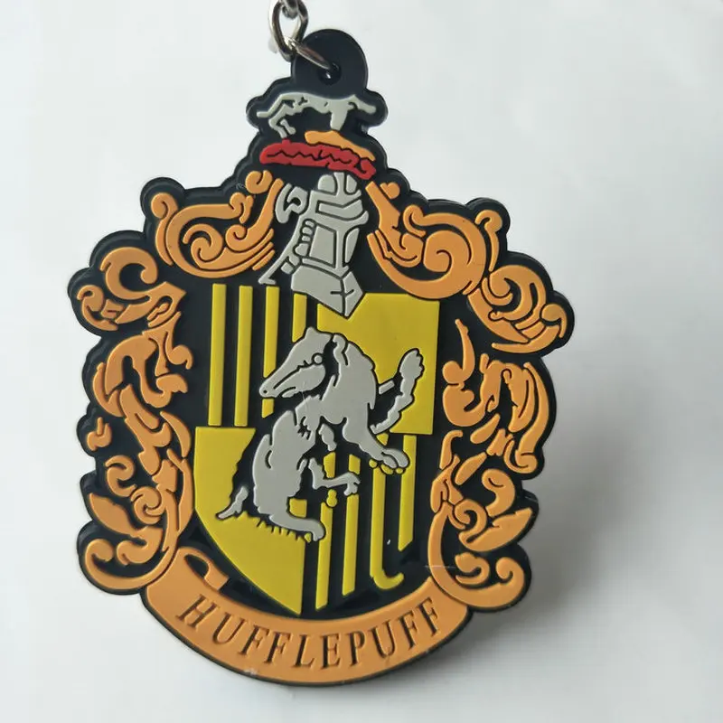 Фильм Волшебная Школа Гриффиндор ПВХ брелок Слизерин Ravenclaw модные персонализированные подвесные брелоки porte clefs сувенир подарки