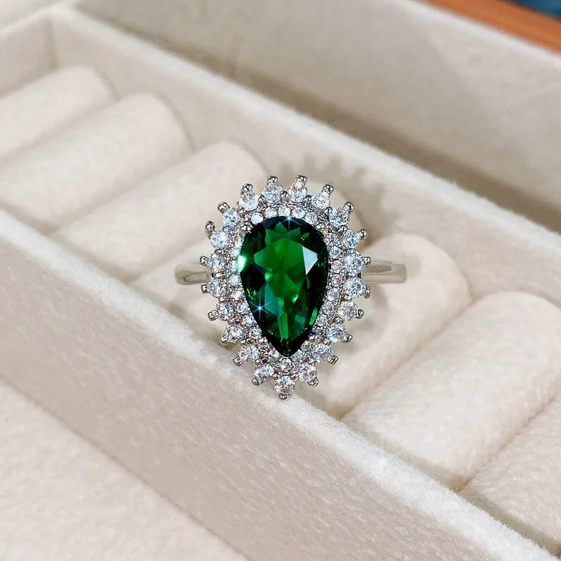 Finger Ring CAOSHI Luxury Women's Finger Rings for Party Bright Green Pear-shaped Crystal Noble Lady Vintage Style Accessories Gorgeous Gift