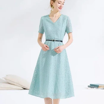 

Runway Designer New High-Quality Embroidered Flowers Sexy V-Neck Tulle Belt Elegant Temperament Women'S Dress Spring And Summer