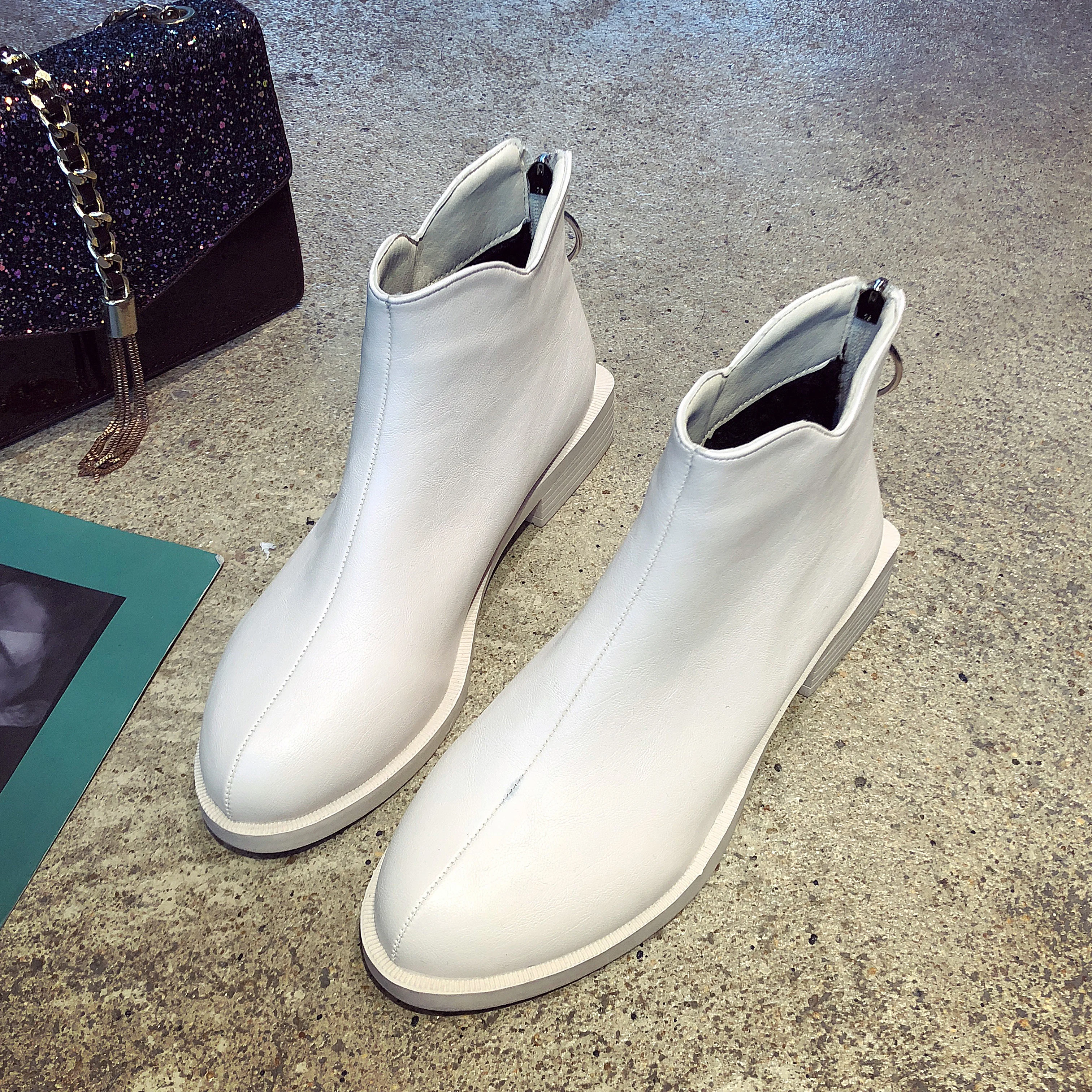 Skup Moda kobiet buty zimowe 2019 elegancki biały buty botki kobiety skórzane czarne buty damskie krótkie pluszowe buty pięty buty