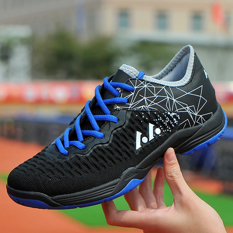 non slip tennis shoes