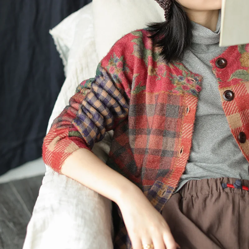 Women Autumn Knitted Jackets Sweaters Female Vintage Knitted Cardigans Coat Ladies Knitwear Print Tops Plaid Coat