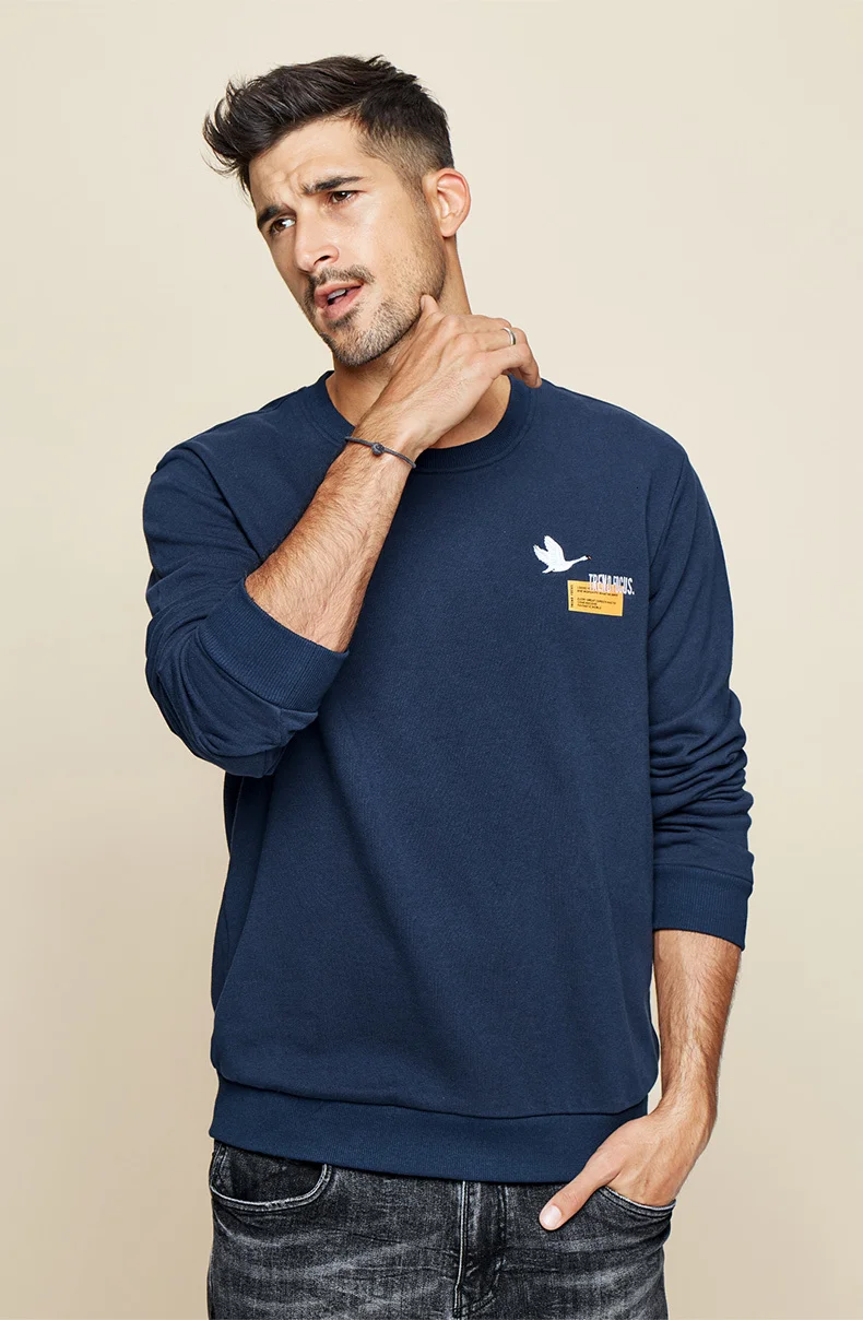 KUEGOU Autumn Cotton Embroidery Print Black Sweatshirt Men Fashion Japanese Streetwear Hip Hop Male Brand Clothes 2269