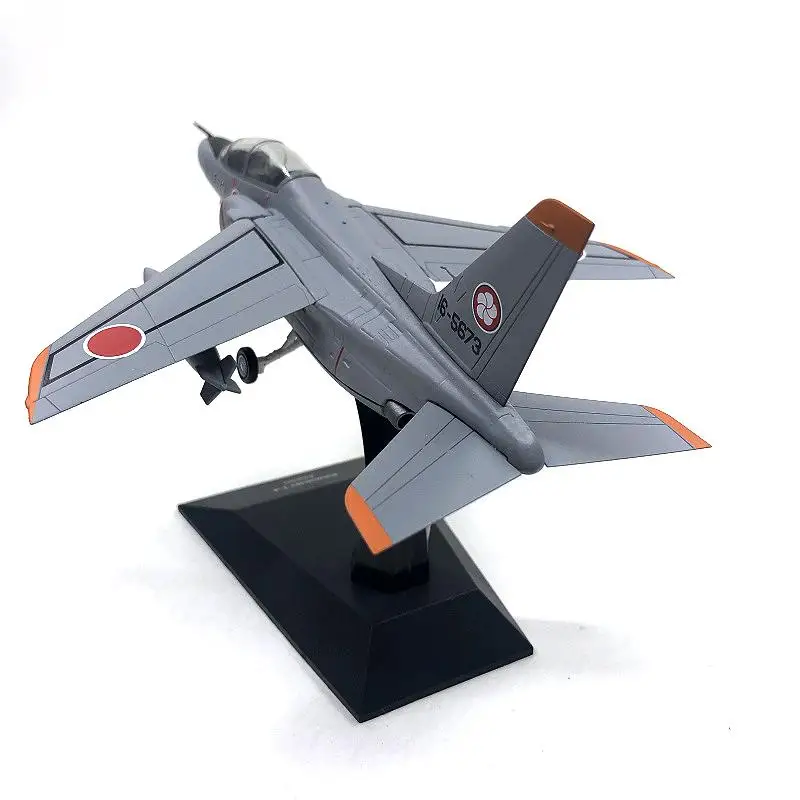 IXO Япония KAWASAKI T-4 1/72 литая под давлением модель самолета