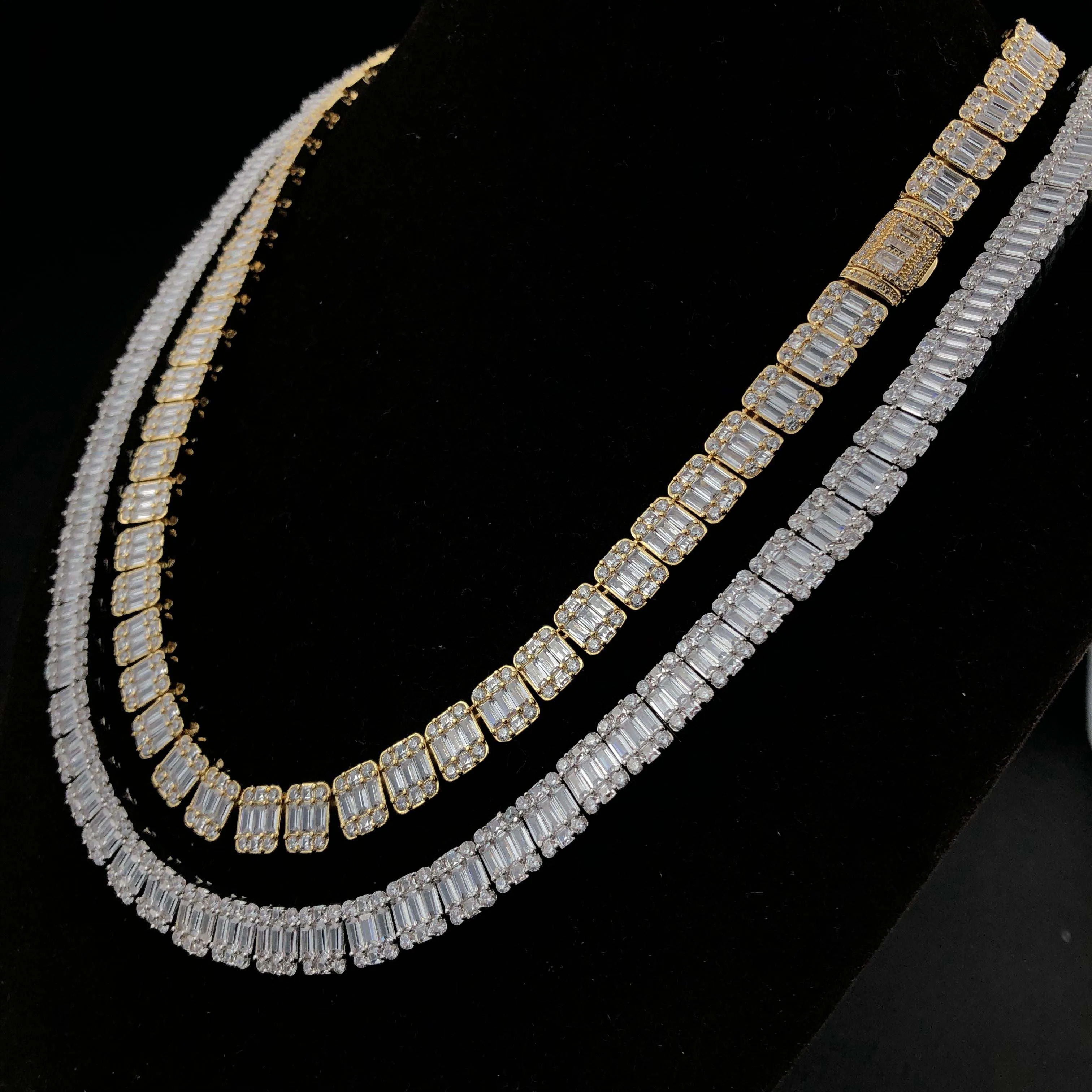 Square Baguette Tennis Chain 18k Gold 