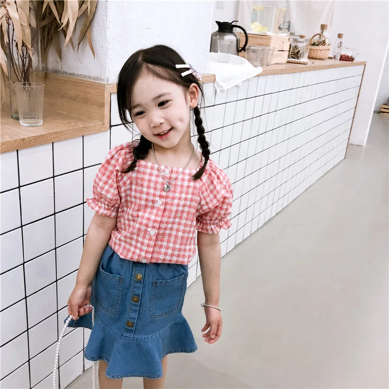Рубашка с короткими рукавами для маленьких девочек, Новая Стильная летняя одежда в западном стиле для маленьких детей, корейский стиль, свободная одежда для малышей