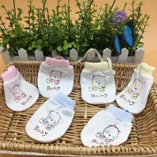 Одежда для новорожденных с принтом перчатки для защиты лица для маленьких митенки, перчатки, хлопковый, для детей, против царапин перчатки аксессуары для новорожденных и малышей