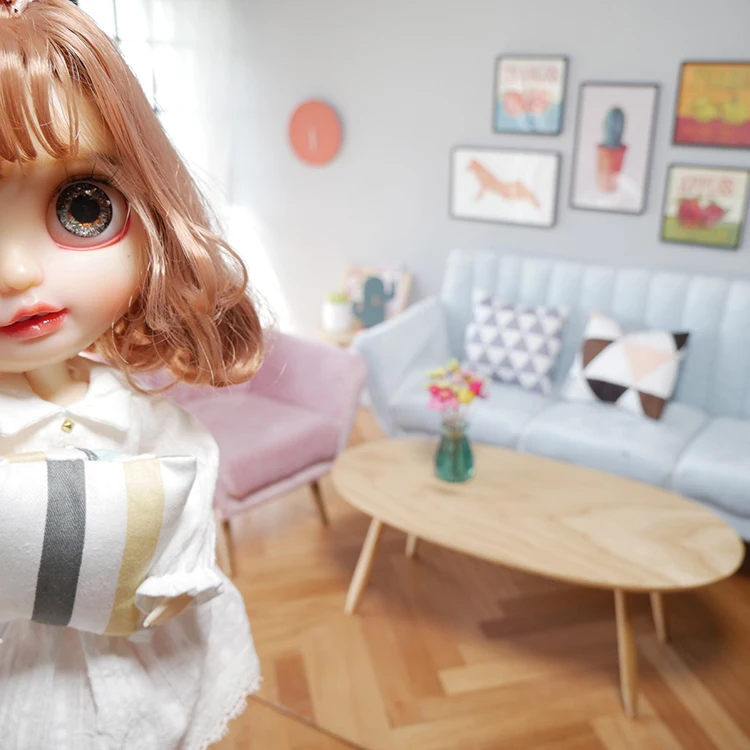 1:6 мини-модель куклы дом 1:6 диван совпадение, красивая мягкая подушка