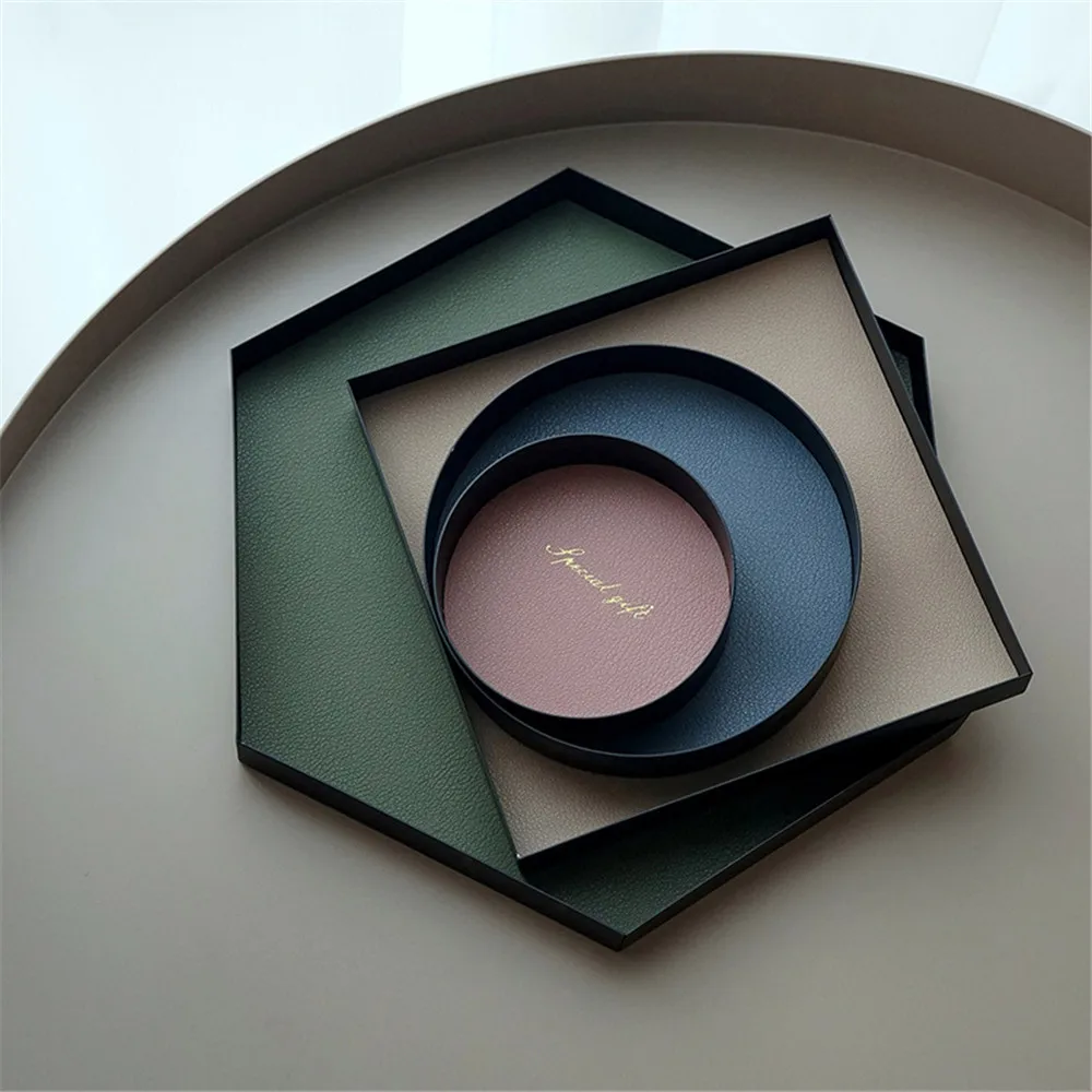 

Chic Metal Storage Plate with Leather Pad Minimalist Round Square Dessert Cake Tray Jewelry Display Storage Tray for Home Decor