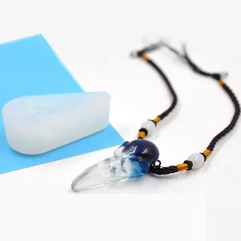 

Little Monster Crow Skull Silicone Mold For Horror Punk Style Necklace Pendant Bracelet Pendant Jewelry Doming Mould