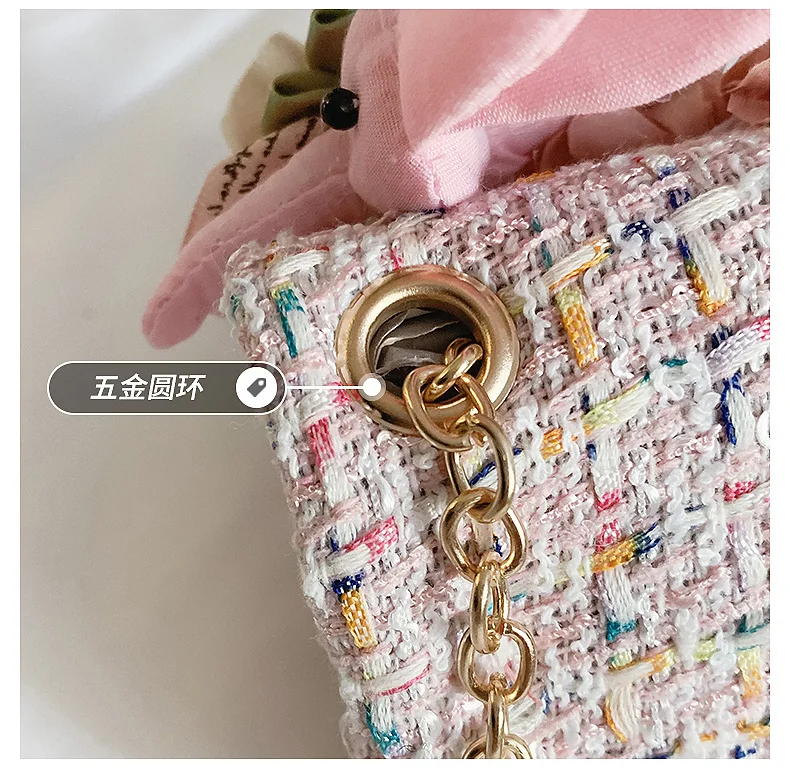 12548654484_695910353