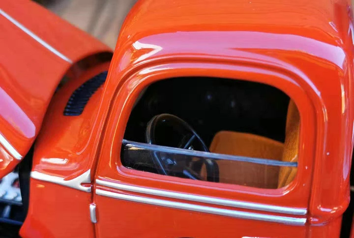 Тонкий 1:18 классического автомобиля 1940 24-часовой дорожно-спасательный автомобиль модель сплава Коллекционная модель