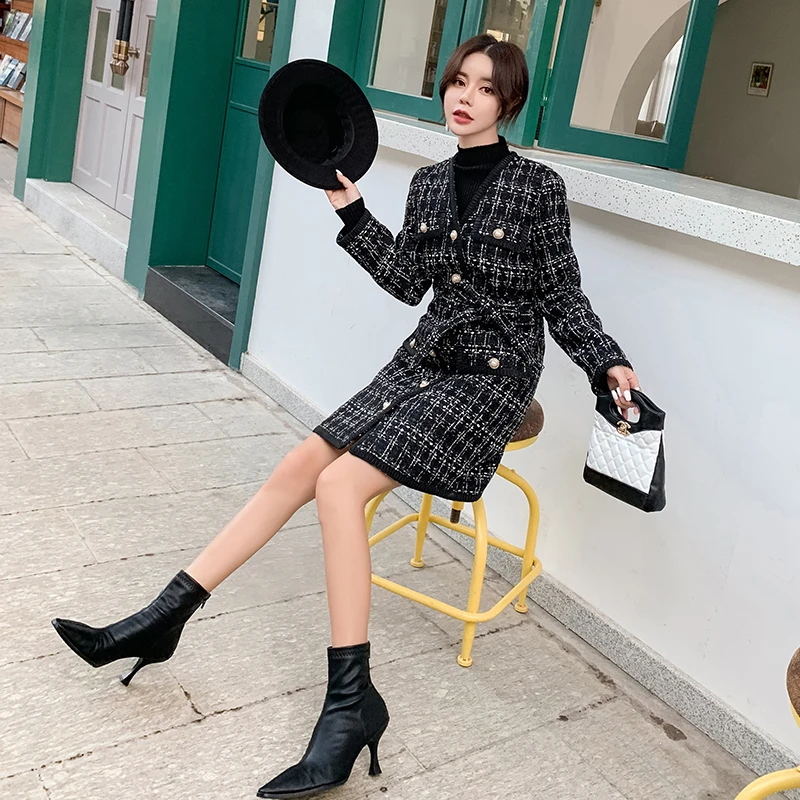 Small fragrance Runway Women Black Tweed Jacket Autumn Office Lady Retro V-Neck Woolen Coat Single-breasted Long Coats Outerwear