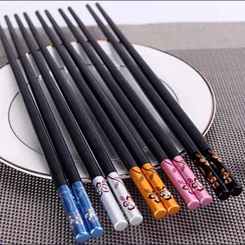 

Fashion Alloy Chopsticks Chinese Chopsticks Reusable Tableware Dinning Eating Chopstick for Gift Sushi Food Sticks