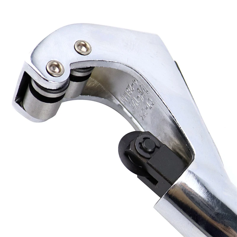 10681514471_1477150138