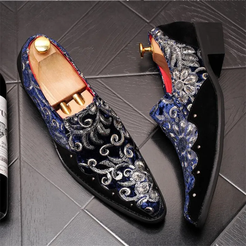 Men Exquisite Embroidery Leather Shoes Colorful Handmade Formal Wear Shoes Fashion Rivets Sequin Man Night club Casual Flats