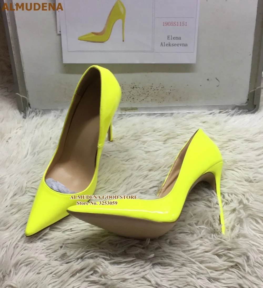 1905S1151 柠檬黄漆皮尖头 12cm 名流