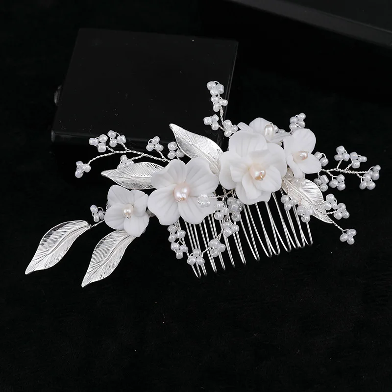 Floralbride Alloy Leaf Crystal Rhinestone Ceram Flower Freshwater Pearls Bridal Hair Comb Wedding Hair Accessories Women Jewelry