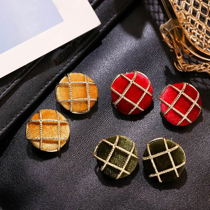 Fashion Criss Button Big Stud Earrings New Female Winter Earings Trendy Jewelry Wholesale Red Yellow