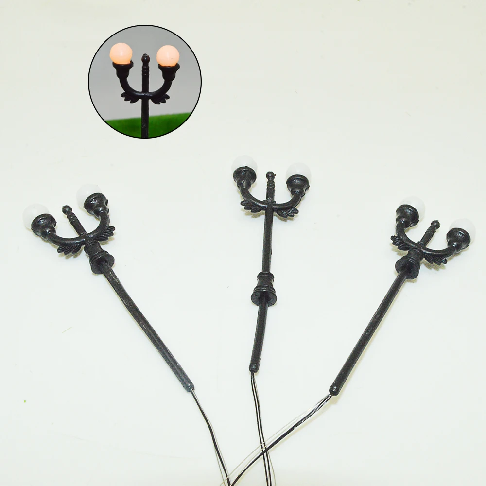 

1/100 Scale Model Railway Light Head Double Courtyard Light For Building Road Landscape Scenery Train Street Lamp Layout