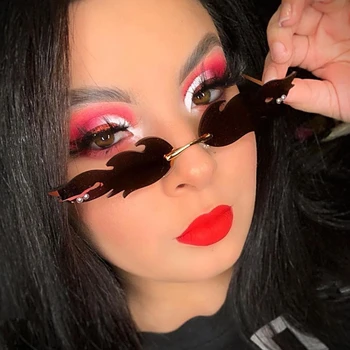 

QPeClou 2020 New Fashion Flame Mirror Sunglasses Women Small Frame Color Sun Glasses Men Fire Party Shades Female Oculos De Sol