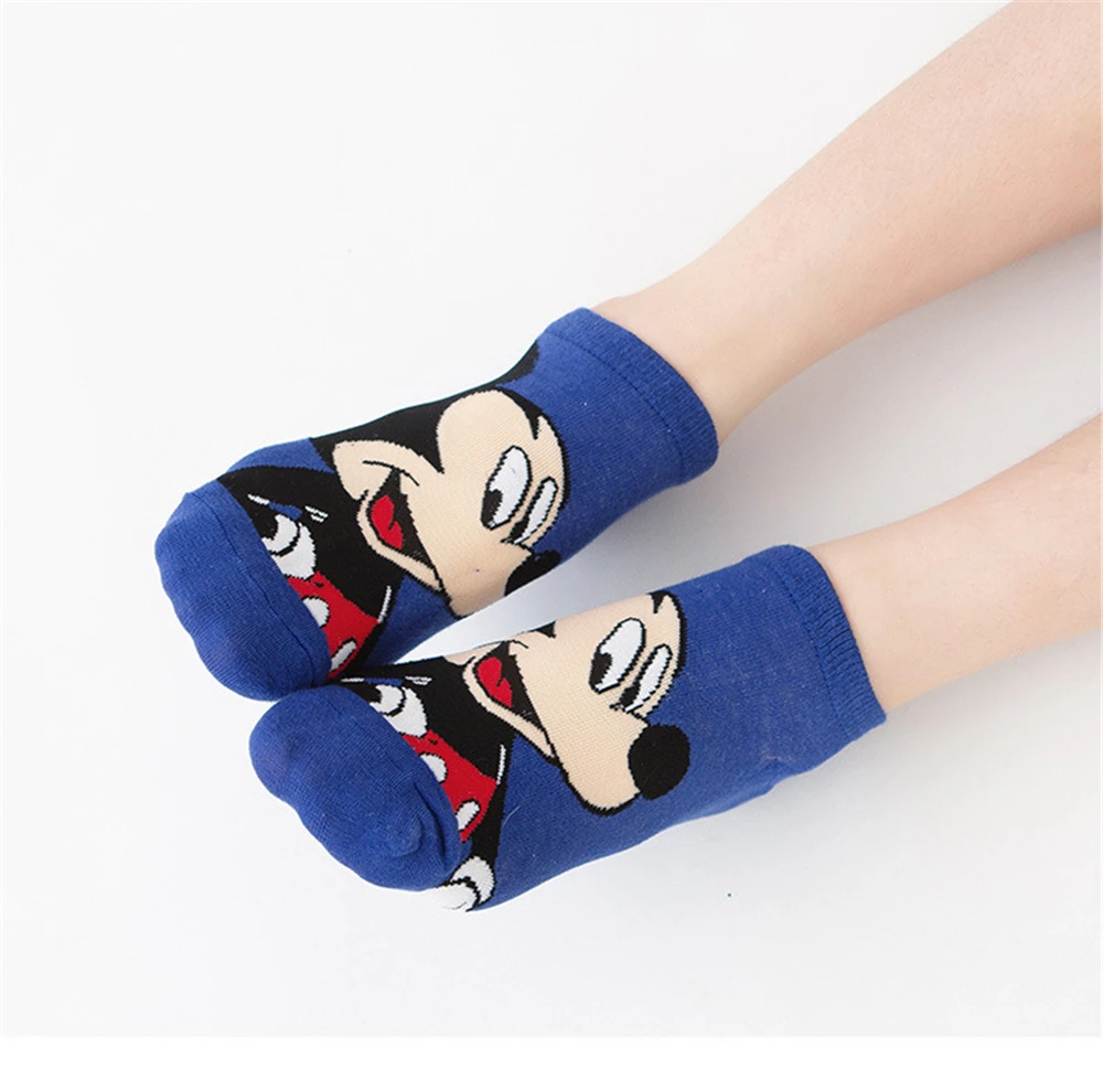 https://ae01.alicdn.com/kf/H2f1f9bffa18c41d68ca433a6a0b9a9c18/5-Pairs-Disney-Women-Girls-Socks-Mickey-Minnie-Cotton-Fashion-Cute-Ankle-Low-Anime-Donald-Daisy.jpg