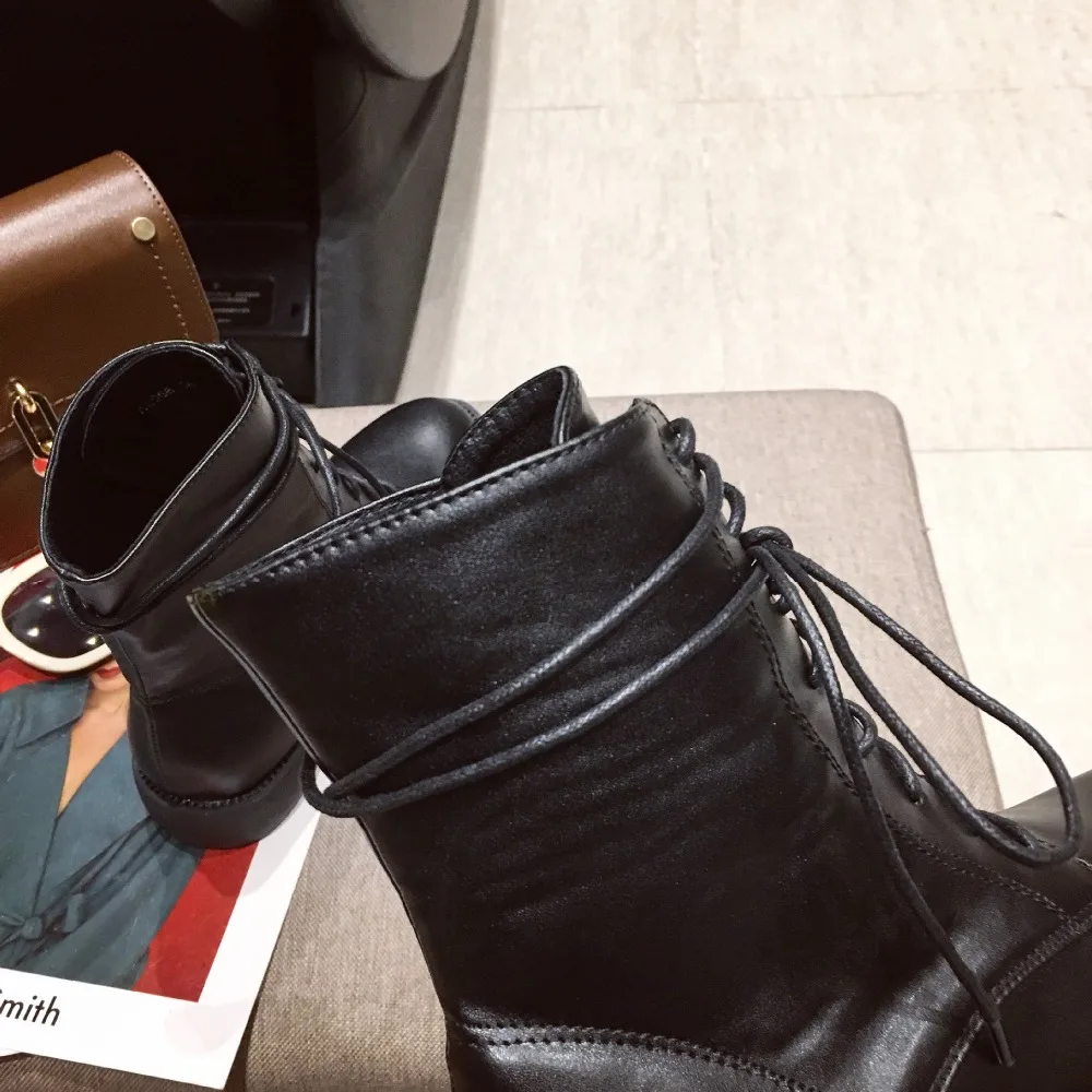 Flat Heel Round Toe Lady Boots Women Shoes Autumn Luxury Designer Winter Footwear Boots-women Lace Up Low Heels booties Ladies