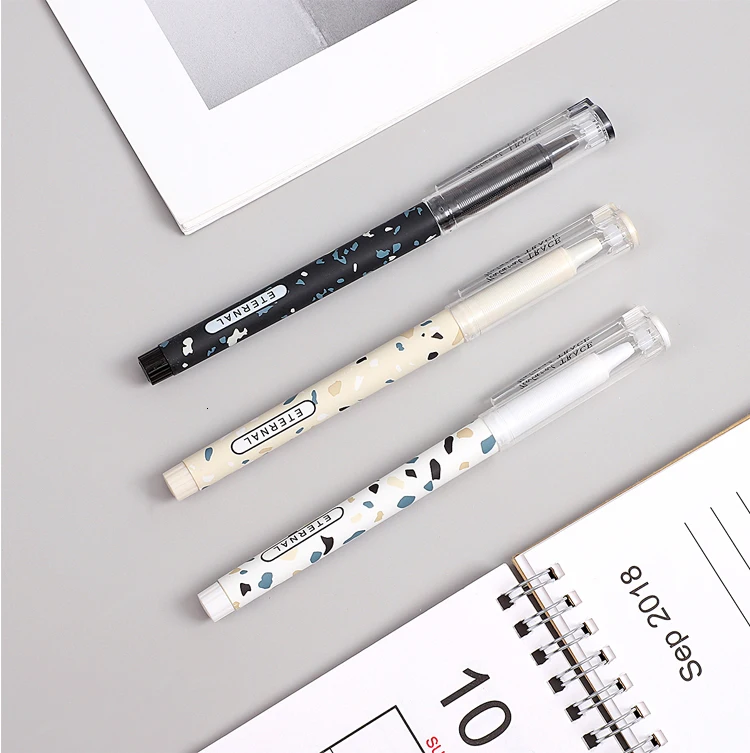 JIANWU 3pcs/set Simple lovely Large Capacity Gel Pen Quick-drying Neutral Pen for student black ink pen kawaii school supplies