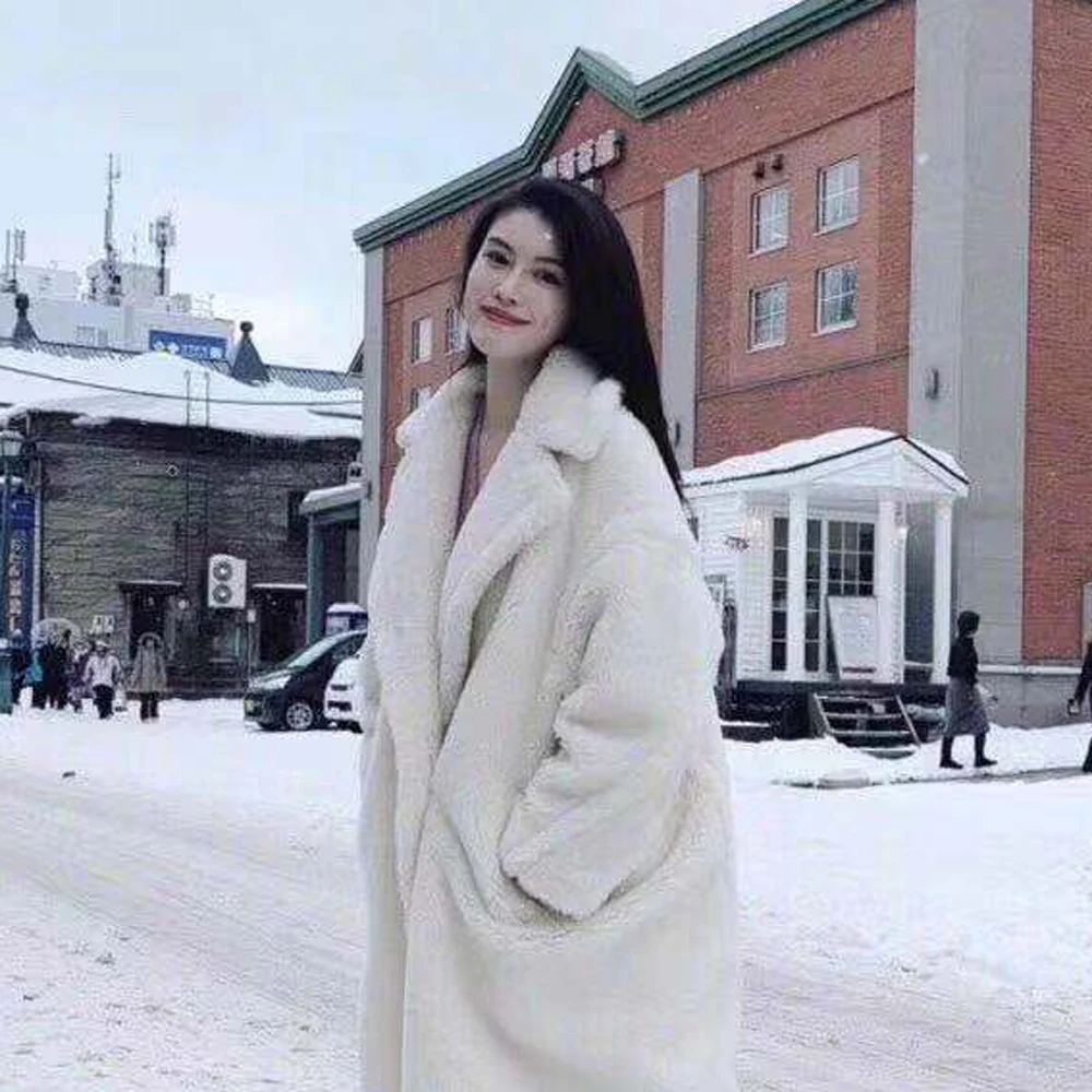 white Стиль SJ1054 пальто из натурального меха Женское зимнее длинное пальто с капюшоном на пуговицах из натуральной шерсти овечья шуба женская теплая куртка из натурального меха - Цвет: white